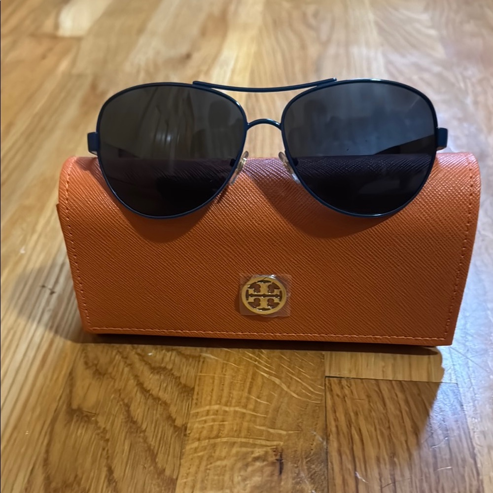 Tory Burch Blue frames and lenses Aviator Sunglasses